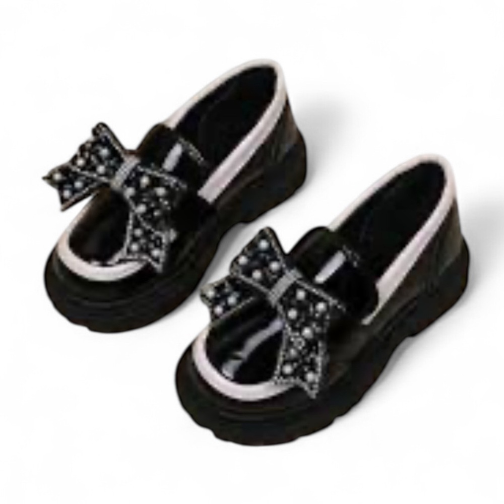 Fashion Forms Black and White Bow Dress Shoes